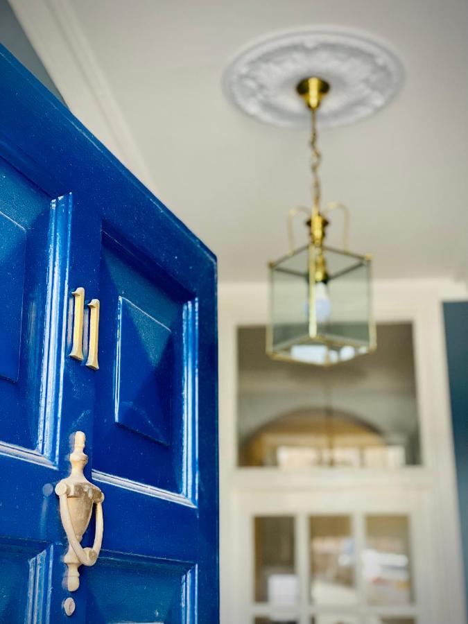 Pass The Keys Superbly Located Handsome Georgian Townhouse Shrewsbury Exterior foto